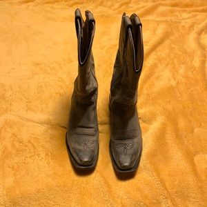 Sonora boots, light grey/brown, size 8